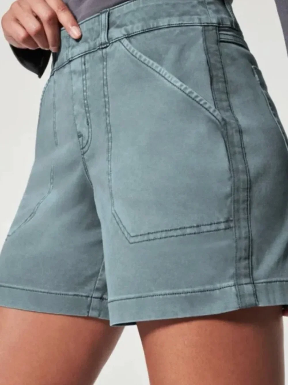 SPANX Stretch Twill Shorts Light Blue Pull-on - XL - Picture 1 of 5
